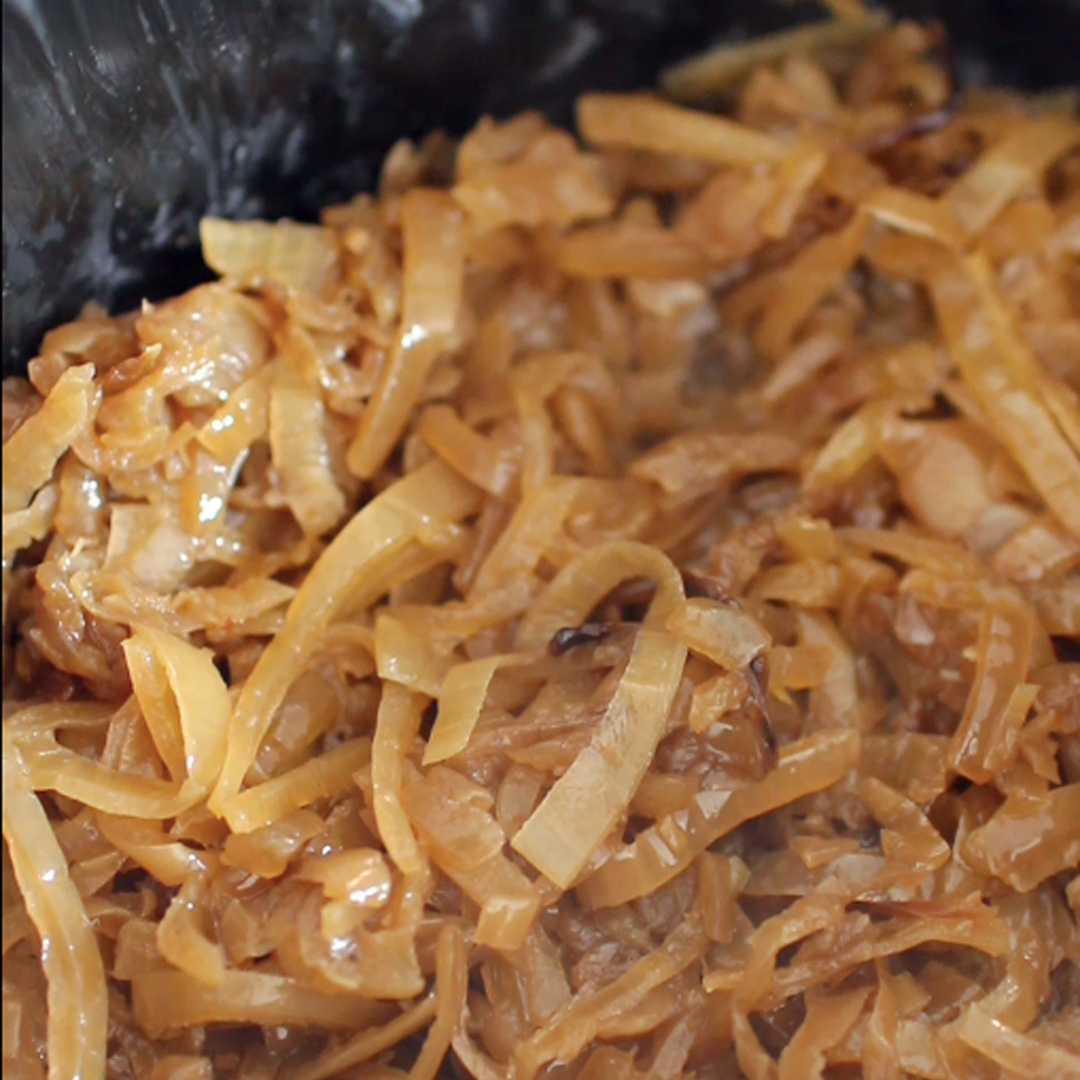 Slow Cooker Caramelised Onions