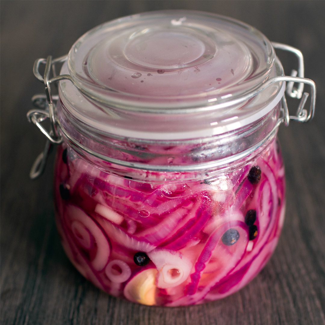 Moorish Pickled Red Onions