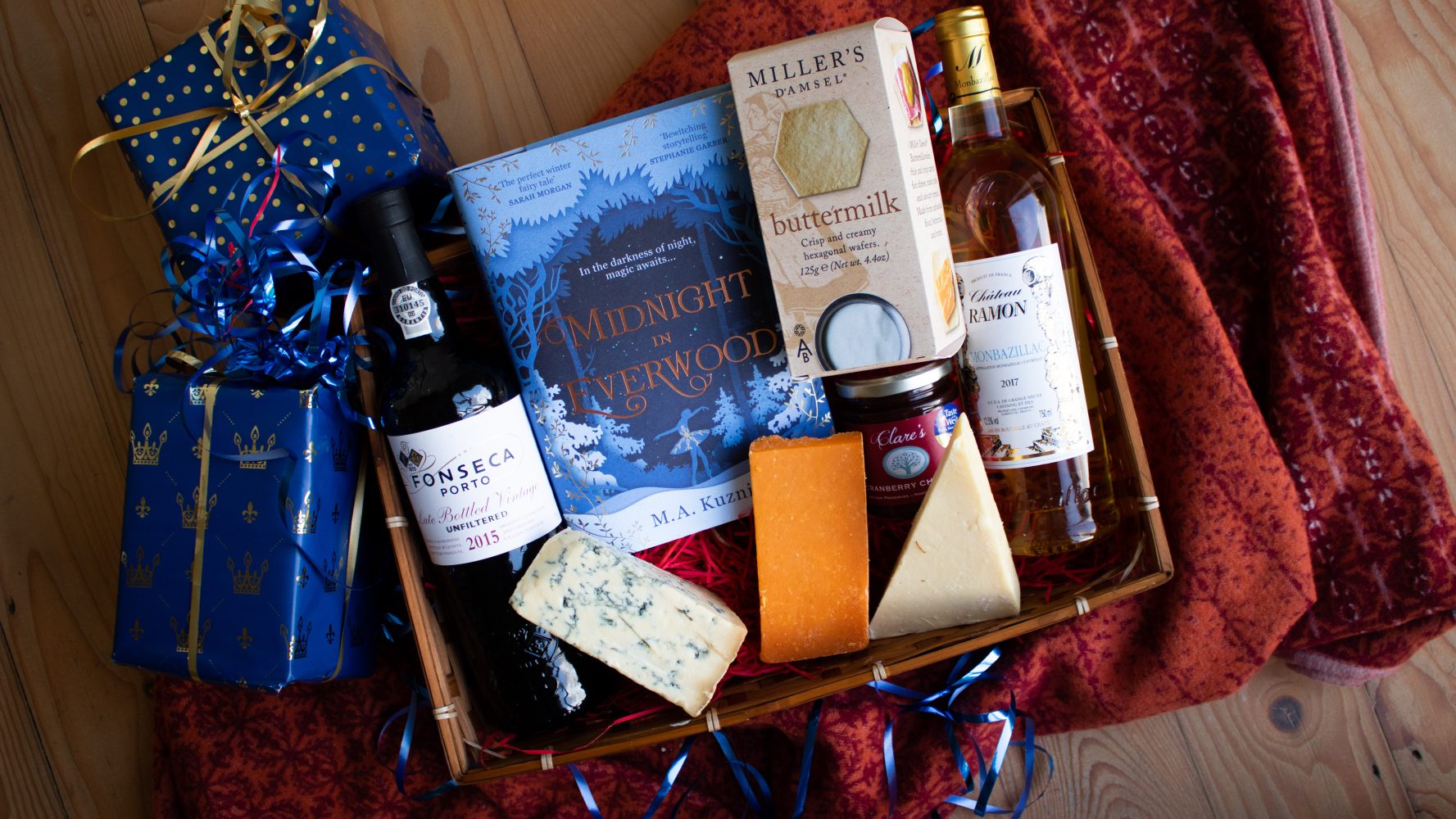 What Do You Put in a Cheese & Wine Hamper? Cheese Cuisine